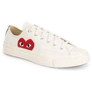 Comme des garcon play x converse chuck Taylor hidden heart